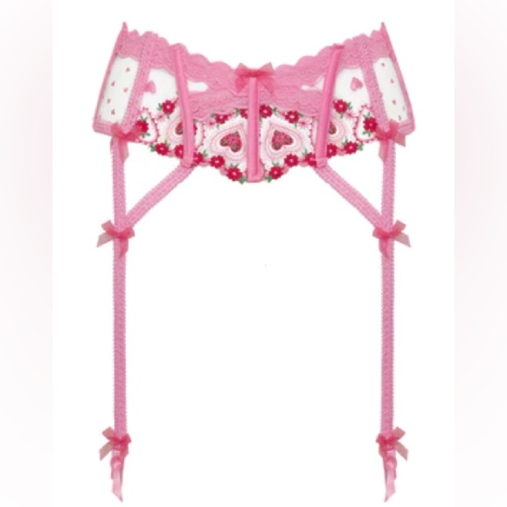 Whimsical Garden Garter